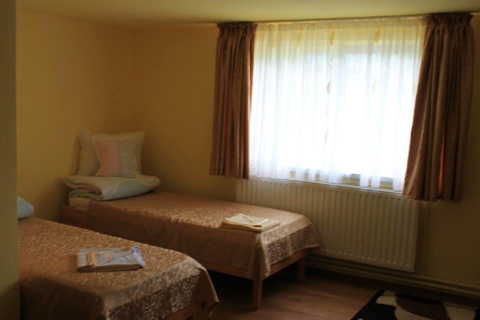 Ersa Panzio Hotel Bisericani  Camera foto